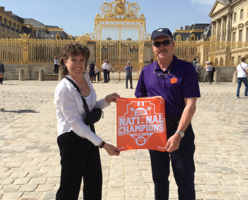 France: Robert ’81 and Suzanne Mitchell ’83 Frierson