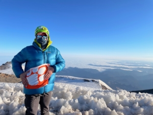 Washington: Doug Morte ’13 made it to the summit of Mount Rainier, which stands at 14,410 feet, in 45 mph winds.
